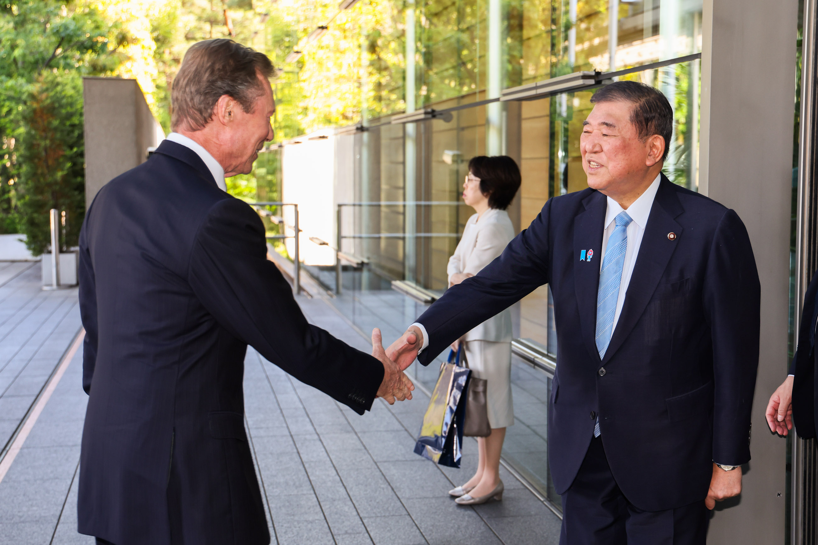 石破首相迎接亨利大公殿下